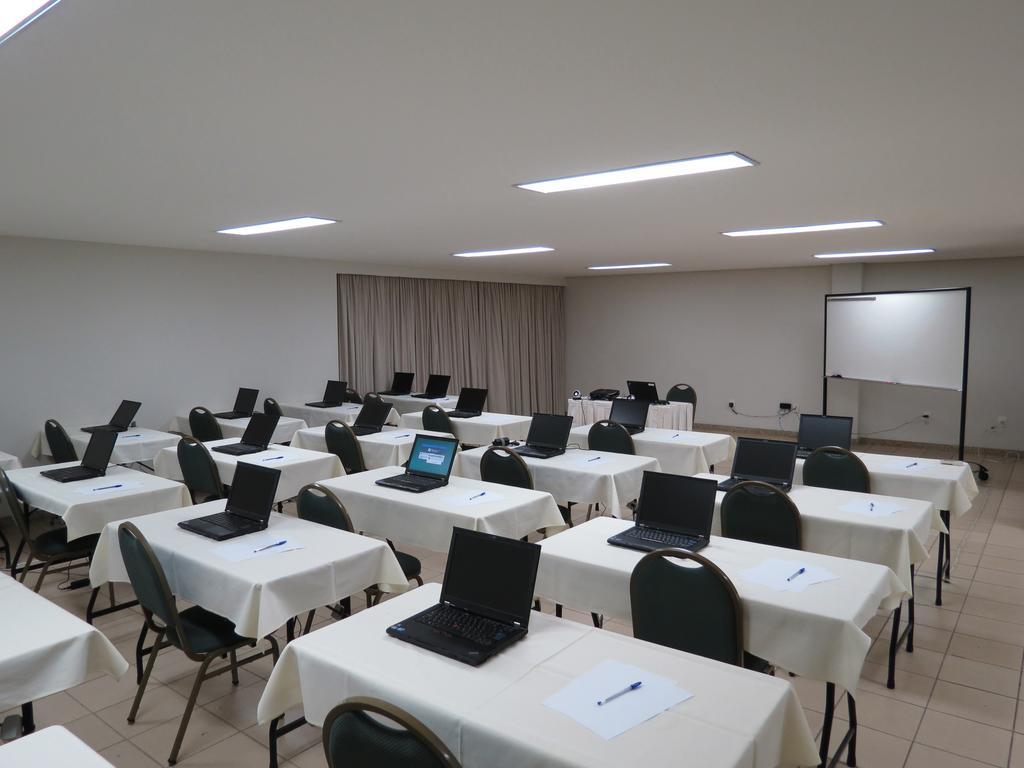 Steel Valley Hotel Ipatinga Bagian luar foto