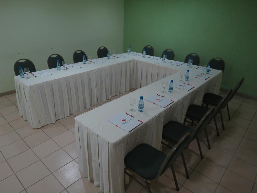 Steel Valley Hotel Ipatinga Bagian luar foto